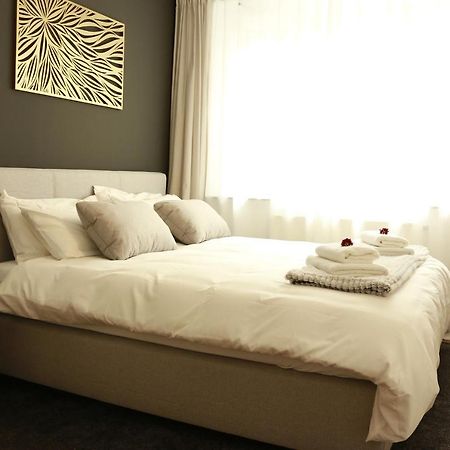 Am City Apartment 24H Self-Check-In, Free Parking, U-Bahn 350M, Netflix 뉘른베르크 외부 사진