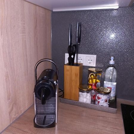 Am City Apartment 24H Self-Check-In, Free Parking, U-Bahn 350M, Netflix 뉘른베르크 외부 사진