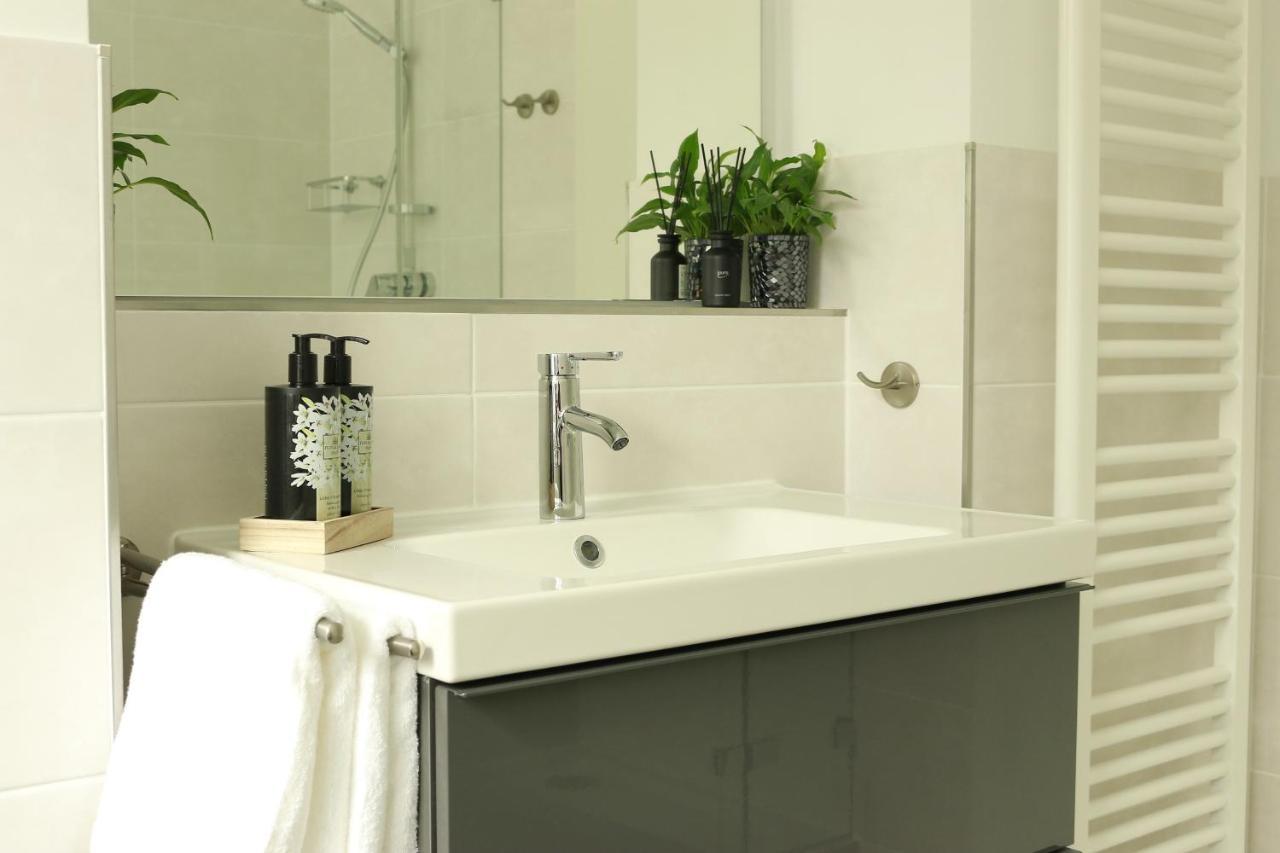 Am City Apartment 24H Self-Check-In, Free Parking, U-Bahn 350M, Netflix 뉘른베르크 외부 사진