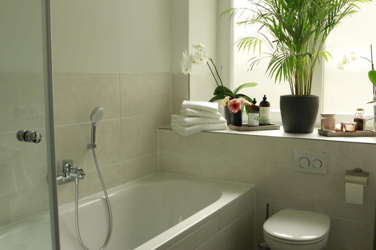 Am City Apartment 24H Self-Check-In, Free Parking, U-Bahn 350M, Netflix 뉘른베르크 외부 사진