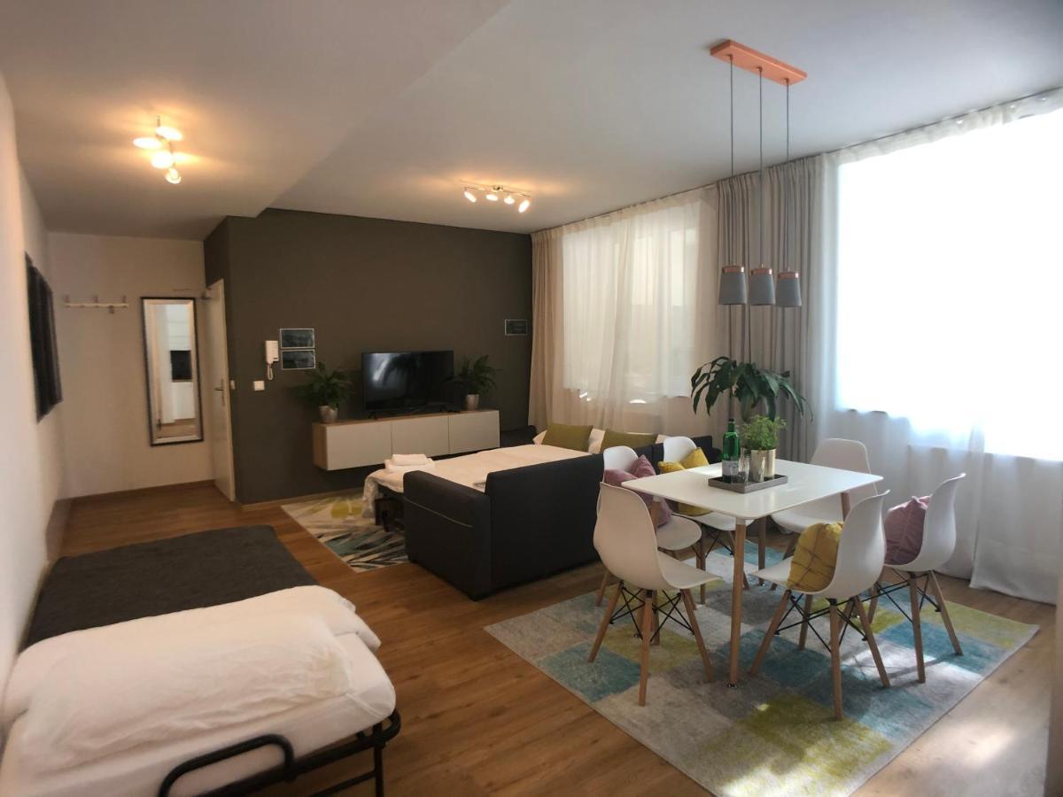 Am City Apartment 24H Self-Check-In, Free Parking, U-Bahn 350M, Netflix 뉘른베르크 외부 사진